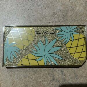 Too Faced Sparkling Pineapple Eyeshadow Palette